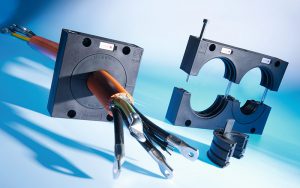 Tranzitul cablurilor mari cu conector, cabluri pre-asamblate, cabluri cu mufa