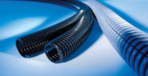 Tuburi flexibile de protectie cu fanta longitudinala care permite introducerea si scoaterea rapida a cablurilor lungi.